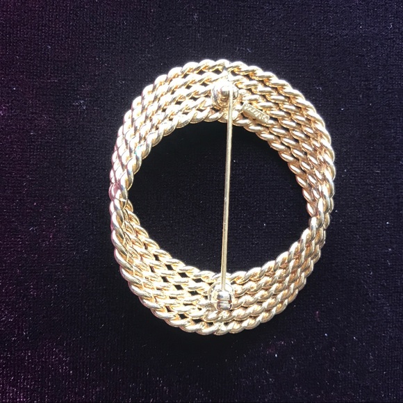 LOOK!!! FOUR VINTAGE GOLD MONET BROOCHES! - Picture 2 of 8